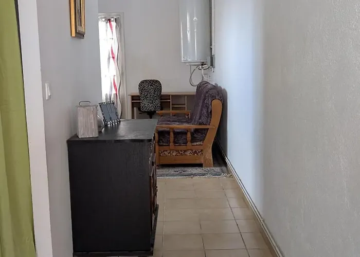 Avec Jardin Centre Village Avec Acces Pmr